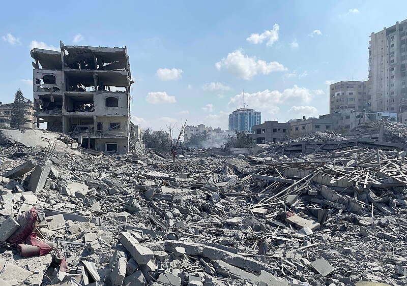 Damage in Gaza Strip during the October 2023 29 - Dlaczego konflikt na Bliskim Wschodzie ma tak duże znaczenie dla zachodnich gospodarek?